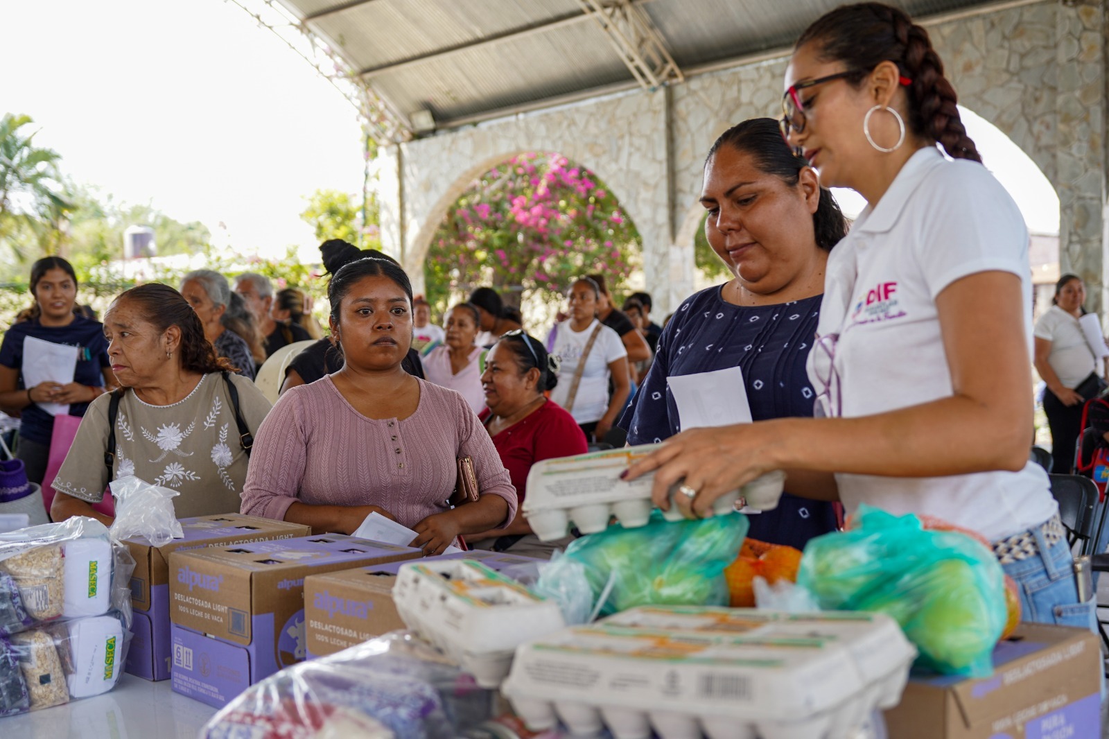 Atención Alimentaria a Grupos Vulnerables